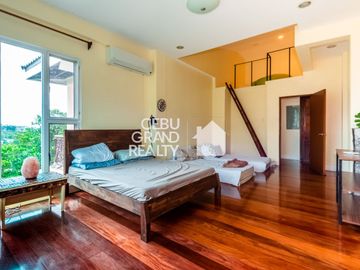 Exquisite Home with Grand Features and Outdoor Bliss in Maria Luisa Park