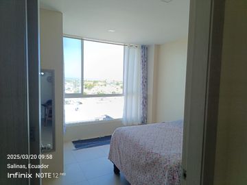 VENDO DEPARTAMENTO EN EDIFICIO  CAMBORIU SUITES ,SALINAS, SANTA ELENA