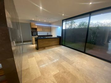 CASA EN VENTA EN ZAKIA