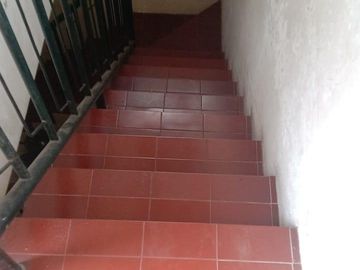 Rumah 1,5 Lantai Gkb Manyar Gresik