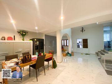 Townhome for Sale: Between Sukhumvit 39-49 Ready to Move In