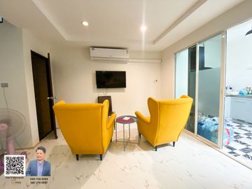 Townhome for Sale: Between Sukhumvit 39-49 Ready to Move In