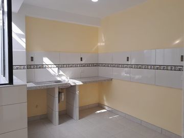 ALQUILER DEPARTAMENTO CHOSICA COOP. PABLO PATRON 2DO PISO S/COCHERA
