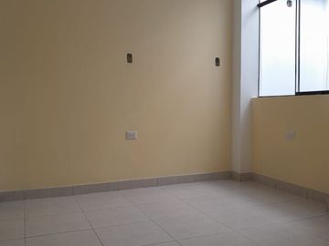 ALQUILER DEPARTAMENTO CHOSICA COOP. PABLO PATRON 2DO PISO S/COCHERA