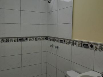 ALQUILER DEPARTAMENTO CHOSICA COOP. PABLO PATRON 2DO PISO S/COCHERA