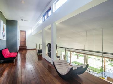 For Sale: Luxurious 4-Bedroom Villa in Central Seminyak Near the Beach – Perfect for Investment
