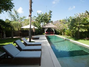 For Sale: Luxurious 4-Bedroom Villa in Central Seminyak Near the Beach – Perfect for Investment