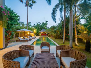 For Sale: Luxurious 4-Bedroom Villa in Central Seminyak Near the Beach – Perfect for Investment