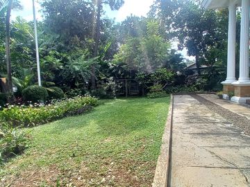 Rumah Lingkungan Ekspatriat Pejabat Area Jati Padang, 90 Meter Ke Jatipadang Raya, Bisa Beli 30 Persen Tanahnya