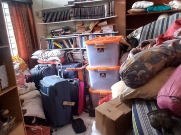 Rumah Lingkungan Ekspatriat Pejabat Area Jati Padang, 90 Meter Ke Jatipadang Raya, Bisa Beli 30 Persen Tanahnya
