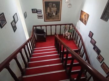 Rumah Lingkungan Ekspatriat Pejabat Area Jati Padang, 90 Meter Ke Jatipadang Raya, Bisa Beli 30 Persen Tanahnya