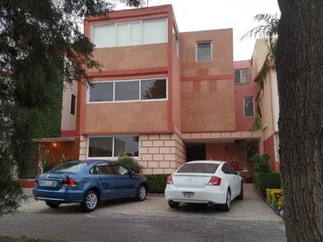 CASA EN VENTA EN JARDINES DE SAN MATEO EN CONJUNTO CERRADO