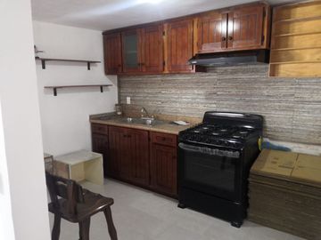 CASA EN VENTA EN JARDINES DE SAN MATEO EN CONJUNTO CERRADO
