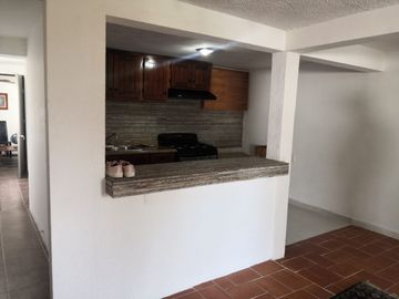 CASA EN VENTA EN JARDINES DE SAN MATEO EN CONJUNTO CERRADO