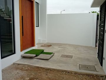 CASA NUEVA EN VENTA, URBANIZACIÓN ZHARA-PASAJE