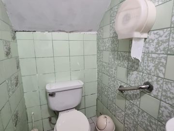 VENDO AMPLIA CASA EN CARABAYLLO