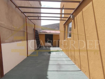 Venta de casa Independiente en San Antonio de Pichincha, Mitad del Mundo
