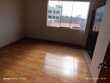 Amplio Departamento Duplex (Independiente) En Jlbyr