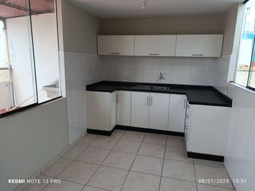 Amplio Departamento Duplex (Independiente) En Jlbyr