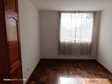 Amplio Departamento Duplex (Independiente) En Jlbyr