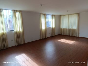 Se Vente Hermoso Departamento En Urb. Cerrada -A Una Cuadra Del Grifo De La Av.Ee.Uu -Jlbyr