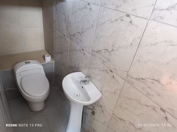 Se Vente Hermoso Departamento En Urb. Cerrada -A Una Cuadra Del Grifo De La Av.Ee.Uu -Jlbyr