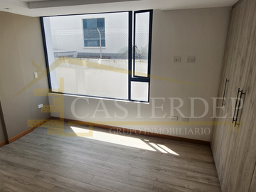 Venta de departamento en Urb. El Condado