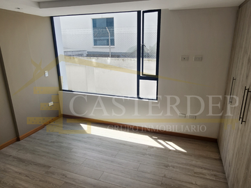Venta de departamento en Urb. El Condado