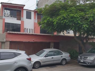 SE VENDE CASA EN SANTA CATALINA, LA VICTORIA. IDEAL FAMILIA NUMEROSA O EMPRESA.
