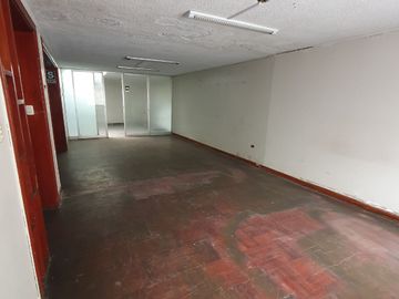 SE VENDE CASA EN SANTA CATALINA, LA VICTORIA. IDEAL FAMILIA NUMEROSA O EMPRESA.