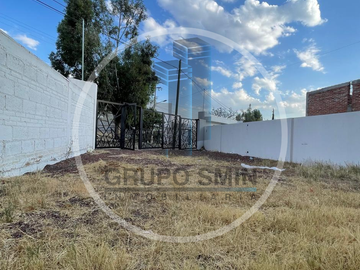 CASA EN VENTA EN SOLARES BANTHI SAN JUAN DEL RÍO