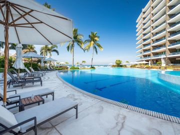 En Venta: Condominio Frente al Mar de 2 Habitaciones en Nuevo Vallarta.