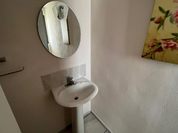 VENDO CASAS EN CONJUNTO HABITACIONAL EN EXCELENTE UBICACION