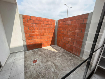 VENDO CASA EN CONJUNTO RESIDENCIAL PRIVADO CON EXCELENTE UBICACIÓN A 15 MINUTOS DEL CENTRO DE VERACRUZ.