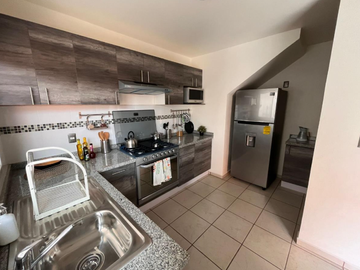 VENDO CASA EN CONJUNTO RESIDENCIAL PRIVADO CON EXCELENTE UBICACIÓN A 15 MINUTOS DEL CENTRO DE VERACRUZ.