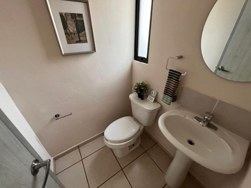 VENDO CASA EN CONJUNTO RESIDENCIAL PRIVADO CON EXCELENTE UBICACIÓN A 15 MINUTOS DEL CENTRO DE VERACRUZ.