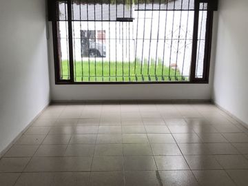 CASA EN VENTA EN SANTA ANA OCCIDENTAL