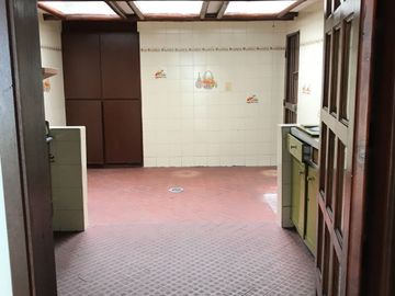 CASA EN VENTA EN SANTA ANA OCCIDENTAL