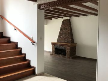 CASA EN VENTA EN SANTA ANA OCCIDENTAL