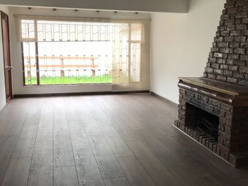 CASA EN VENTA EN SANTA ANA OCCIDENTAL