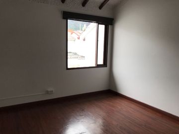 CASA EN VENTA EN SANTA ANA OCCIDENTAL