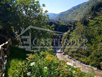 VENDO CAVERNA SIGSI HUAYCO EN BAÑOS DE AGUA SANTA, TUNGURAHUA
