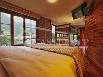 VENDO CAVERNA SIGSI HUAYCO EN BAÑOS DE AGUA SANTA, TUNGURAHUA