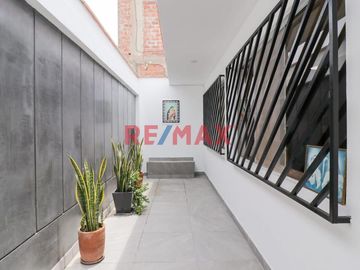 Venta Casa De Playa En Punta Negra