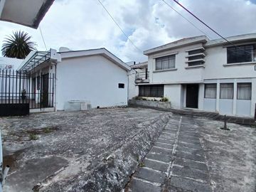 CASA COMERCIAL EN VENTA AVENIDA SOLANO, SECTOR VIRGEN DE BRONCE, HOSPITAL MONTE SINAI