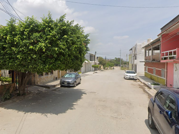 VENDO CASA EN LOS PAJAROS, TUXTLA GUTIERREZ-CHIS