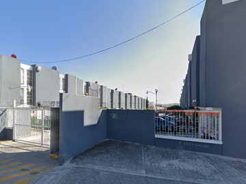 SE VENDE CASA DUPLEX EN P. B EN RECUPERACION BANCARIA EN LOS HEROES, PUEBLA ! SOLO CONTADO.