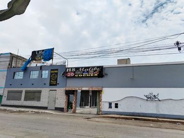 TERRENO COMERCIAL EN AV. TOMÁS VALLE - SMP - 2085m2