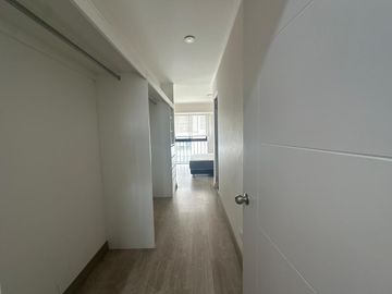 ALQUILO DEPARTAMENTO TOP FINAMENTE DECORADO Y AMOBLADO (casi estreno)