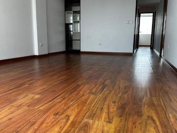 Venta departamento en Lince